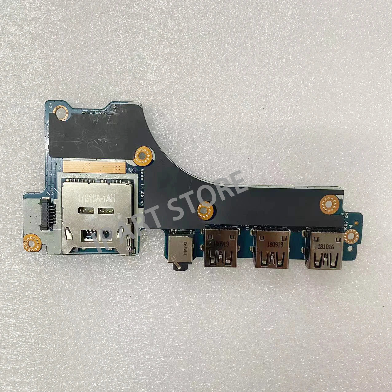 DELL Presicion 7520 M7520 USB AUDIO Port Board CAP00 LS-E313P
