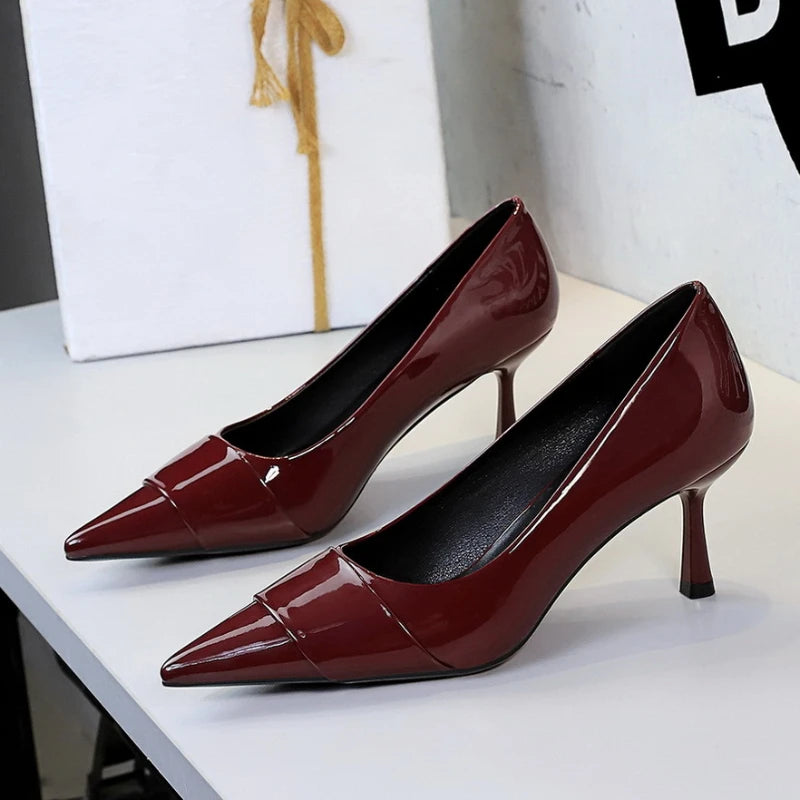 Nude Patent Leather Pointed Toe Kitten Heel Pumps Overlay Strap Zpaxo 9577-2 Red 35(insole 22.1cm) China Mainland