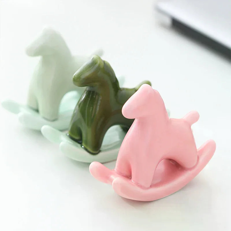 Ceramic Pony Ornament Rocking Horse Tea Ceremony Collectible Tea Table/Office Desk Cute For The Year Of The Horse Zpaxo