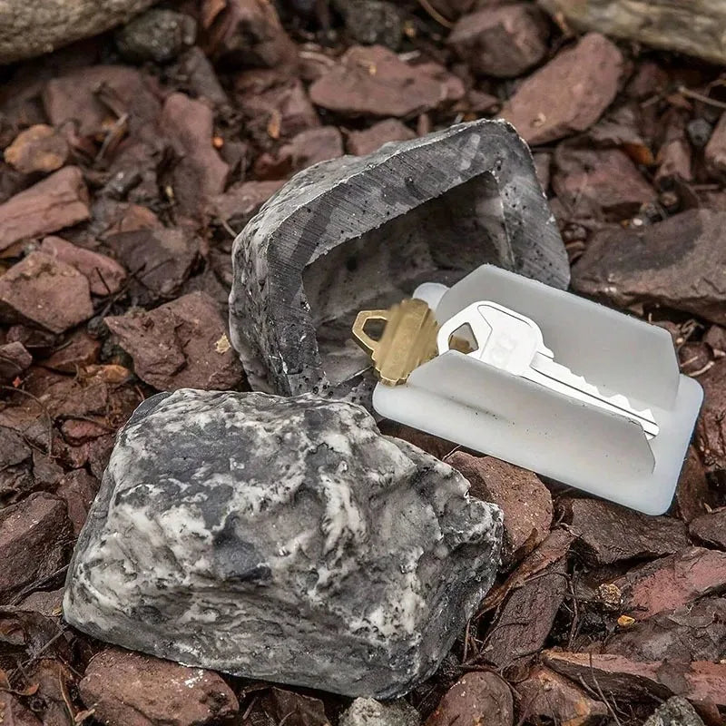 Fake Rock Key Hider – Outdoor Stone Key Storage Box