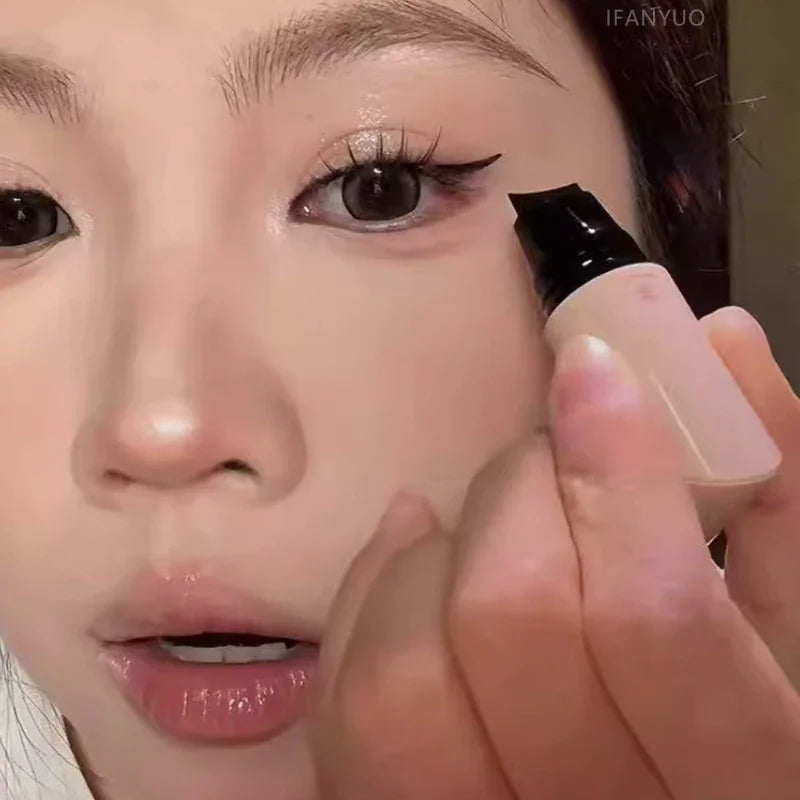 Black Brown Liquid Eyeliner Stamp DIY Triangle Eye Liner Extension Zpaxo