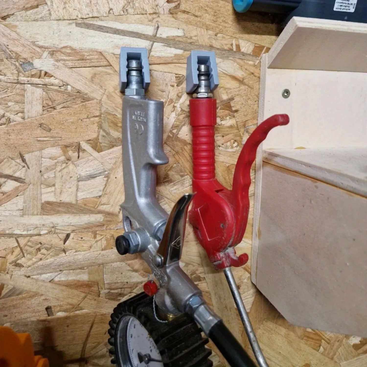 Pneumatic Tool Wall Mount Simple Practical Design Perfect Storing