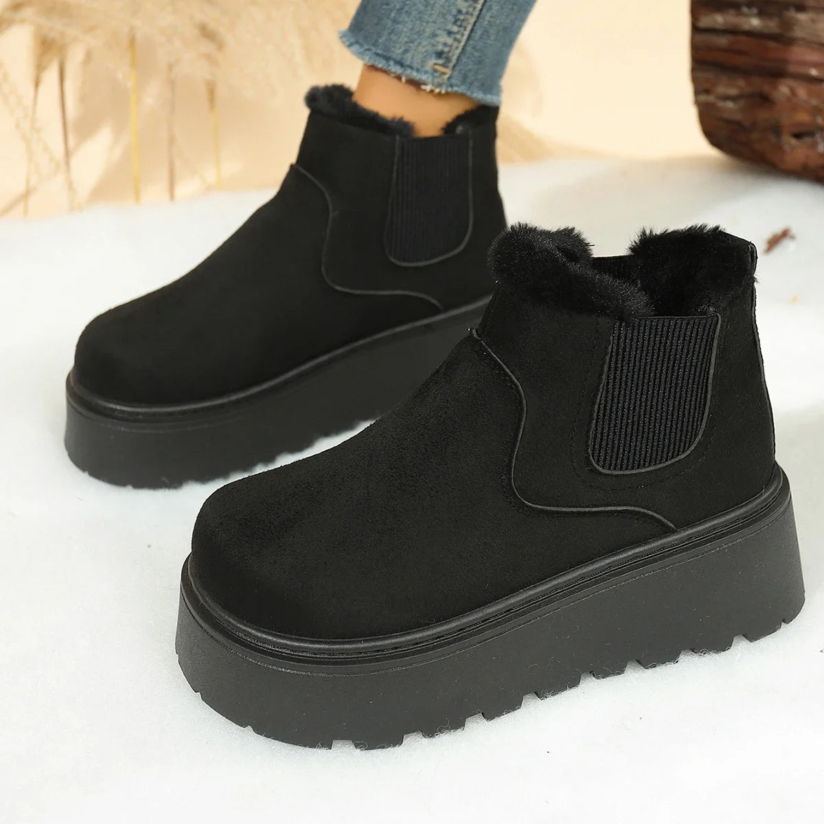 Women Snow Boots 2025 New Fleece Thickened Shoes Winter Fashion Warm Short Boots Large Size Cotton Shoes Ladies Zapatos De Mujer Zpaxo black 40