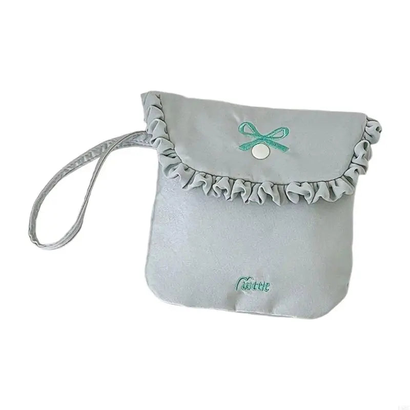 Fashionable Feminine Essential Holder Travel Friendly Sanitary Pad