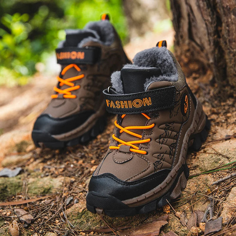 2023 Winter Camp Boys Mountain Climbing Shoes Fashion Kids Teenage Zpaxo