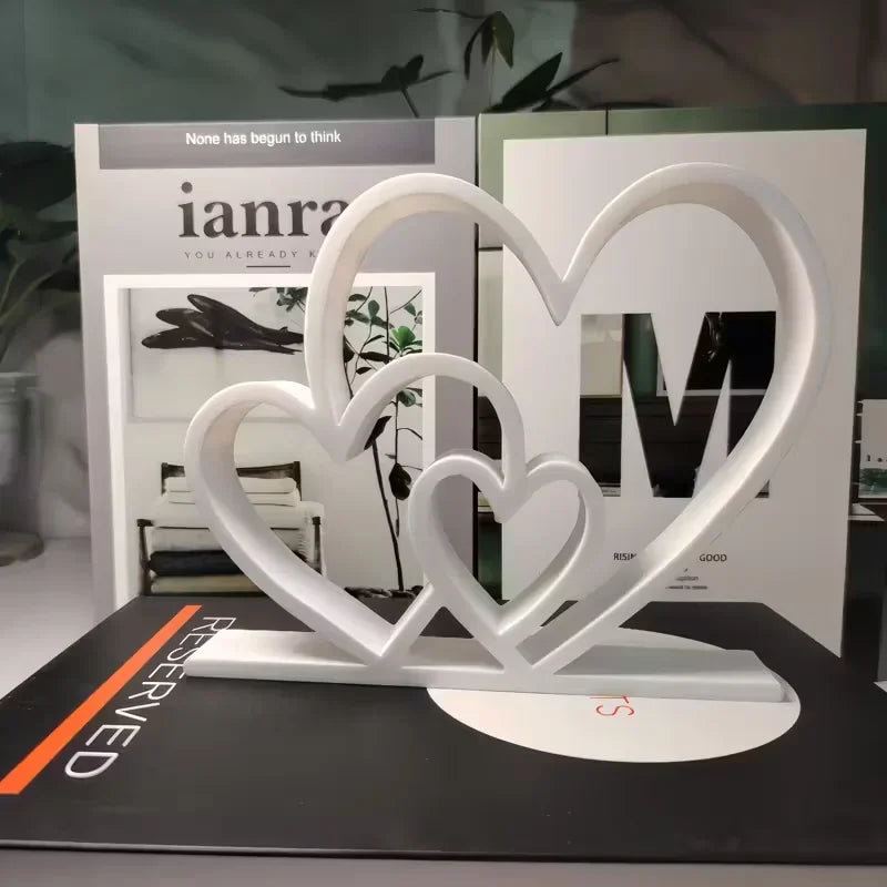 Nordic-Style 3D Heart Ornament, Statue, Minimalist Geometric Desk Decoration, Valentine's Day Gift, Home Decor