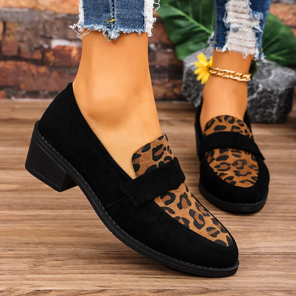 2024 New Spring Autumn Fashion Women Designer Comfortable Casual Shoes Women Medium Heel Pointed Toe Leopard Print Slip-On Shoes Zpaxo black 42 China Mainland
