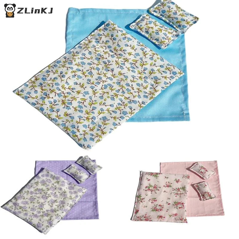 ▶1/12 Dollhouse Miniature Bed Four Piece Bed Set Bed Sheet Quilt Pillow Quilt Cover Bedding Set Doll Bedroom Decoration Toy Zpaxo