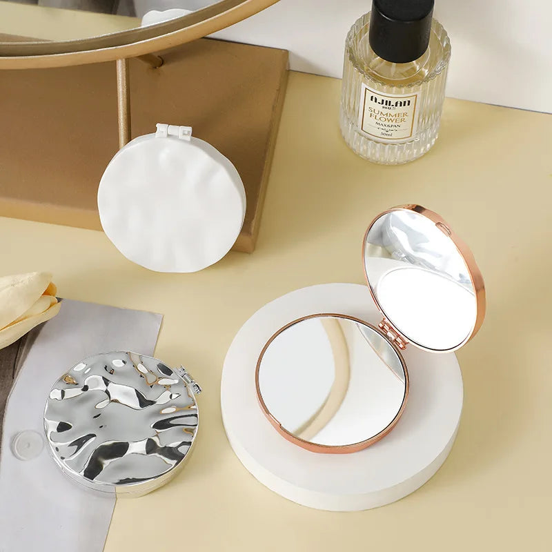 Double-Sided Foldable Compact Mirror – Round Pocket Vanity Mirror