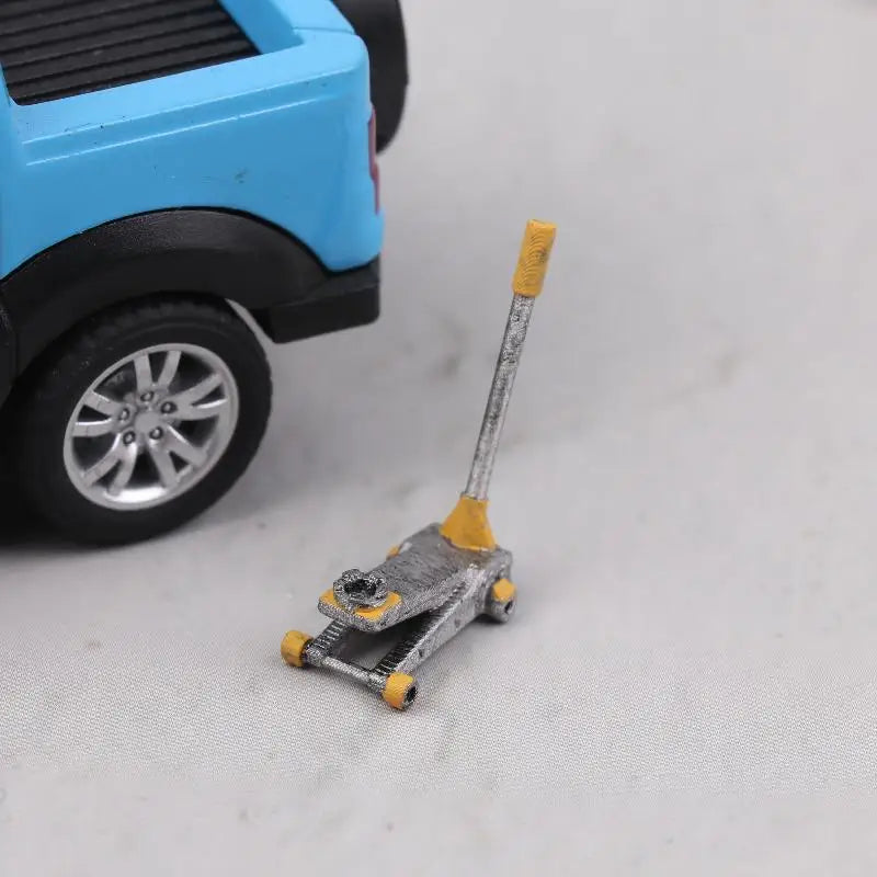 1 64 Scale Car Lifting Jack Model Modification Garage Repair Zpaxo 02