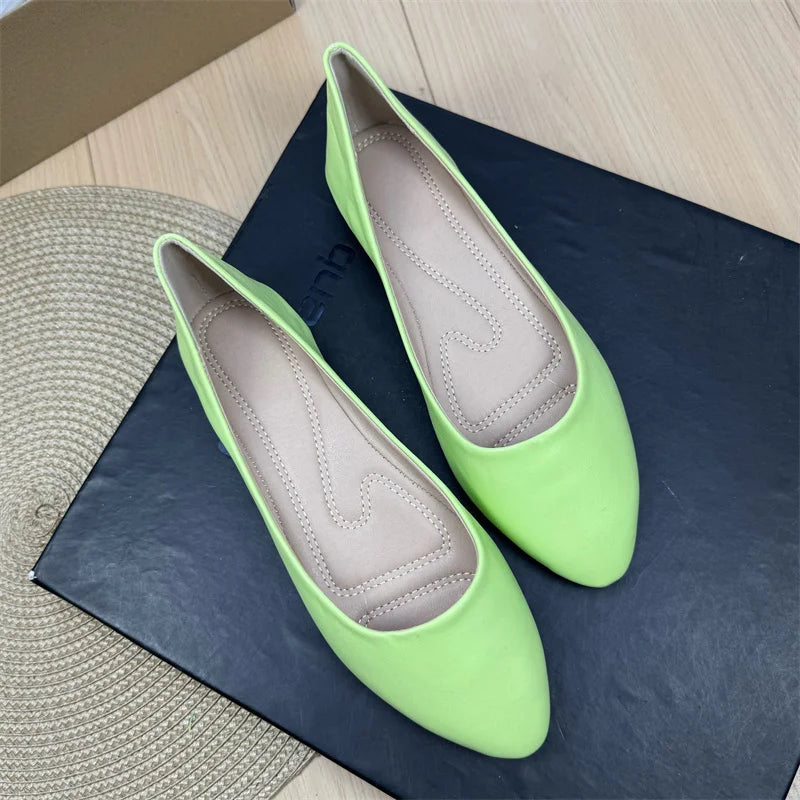 Flat Shoes for Women Spring and Autumn 2025 New Shallow Mouth Pointed Toe Boat Shoes Plus Size Women's Shoes Zapatos De Mujer Zpaxo