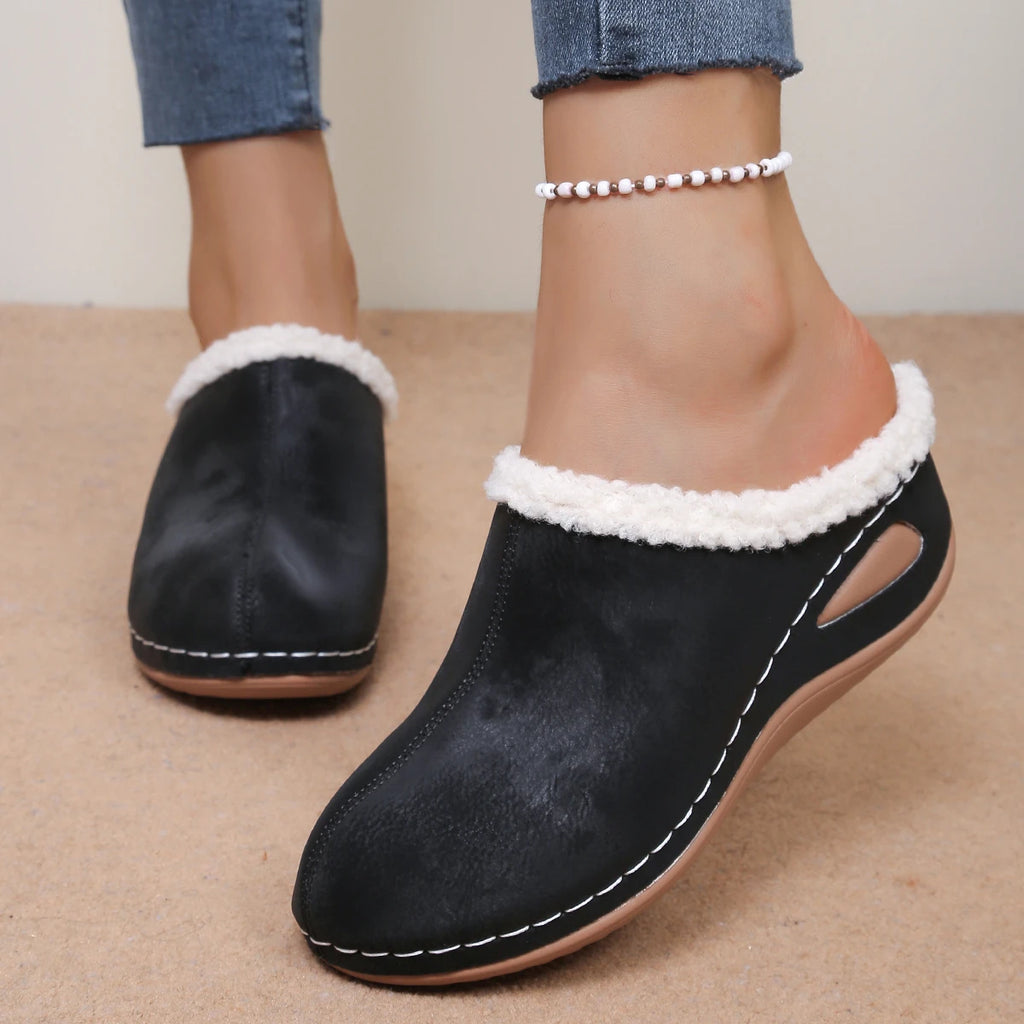 2025 New Women Slippers Comfortable Indoor Slippers Round Toe Flat Bottom Cotton Shoes Large Size Fluffy Mouth Slides Women Zpaxo