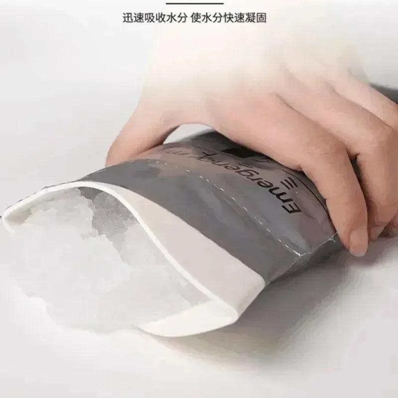 Portable Emergency Urine Bags 700ml | Disposable Travel Toilet