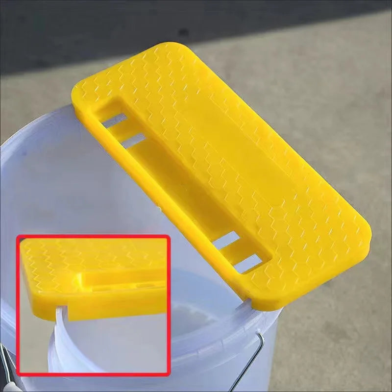 Heavy Convenient Beekeeping Honey Comb Capper Plastic Bucket Nest