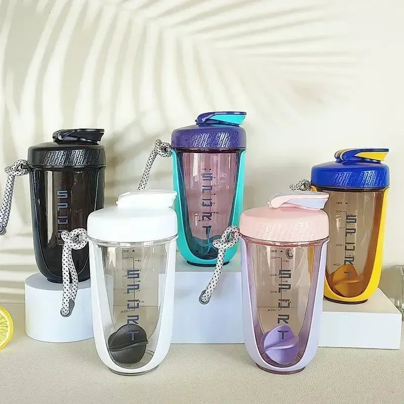 Hot Sale 590ML Protein Powder Milk Shake Cup Sports Shake Cup Office Girl Portable Handheld Water Cup with Lifting Rope Zpaxo
