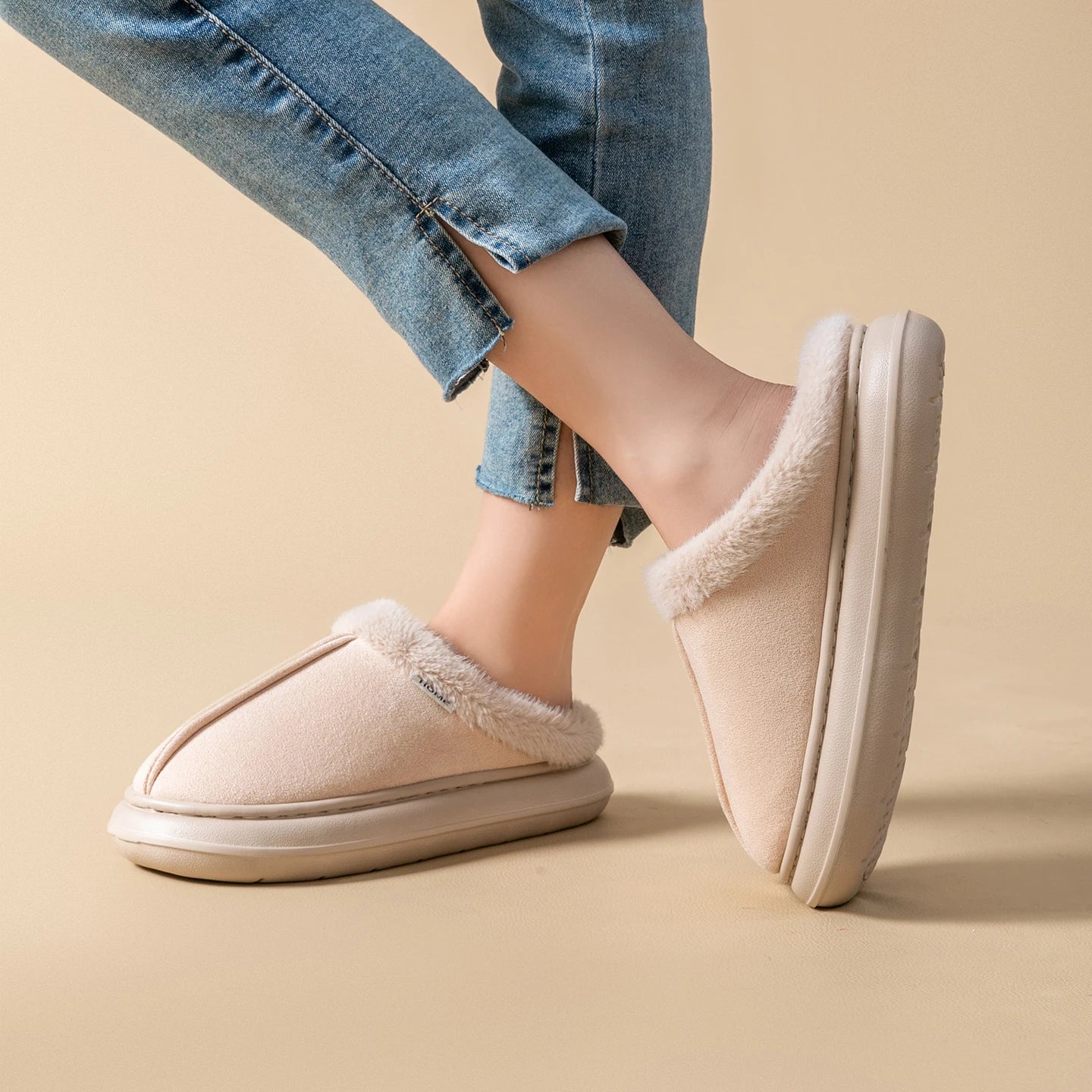 Fashion Fluffy Platform Soft Slippers Women Plush Warm Cotton Shoes