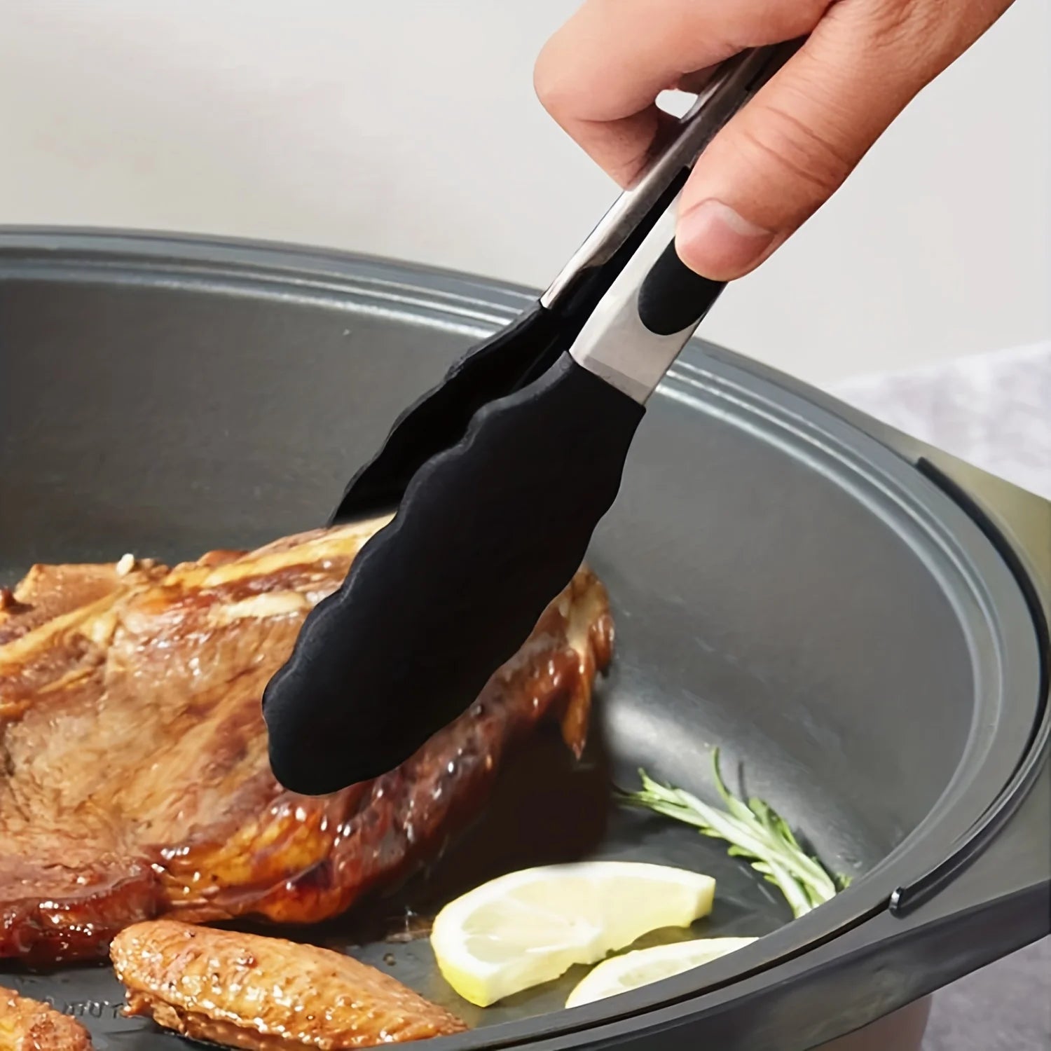 Pointed-end Barbecue Clamps, Red Black Silicone Handle Grill Tongs for Cooking, BBQ, Baking, Salad, Serving Kitchen Utensil Zpaxo