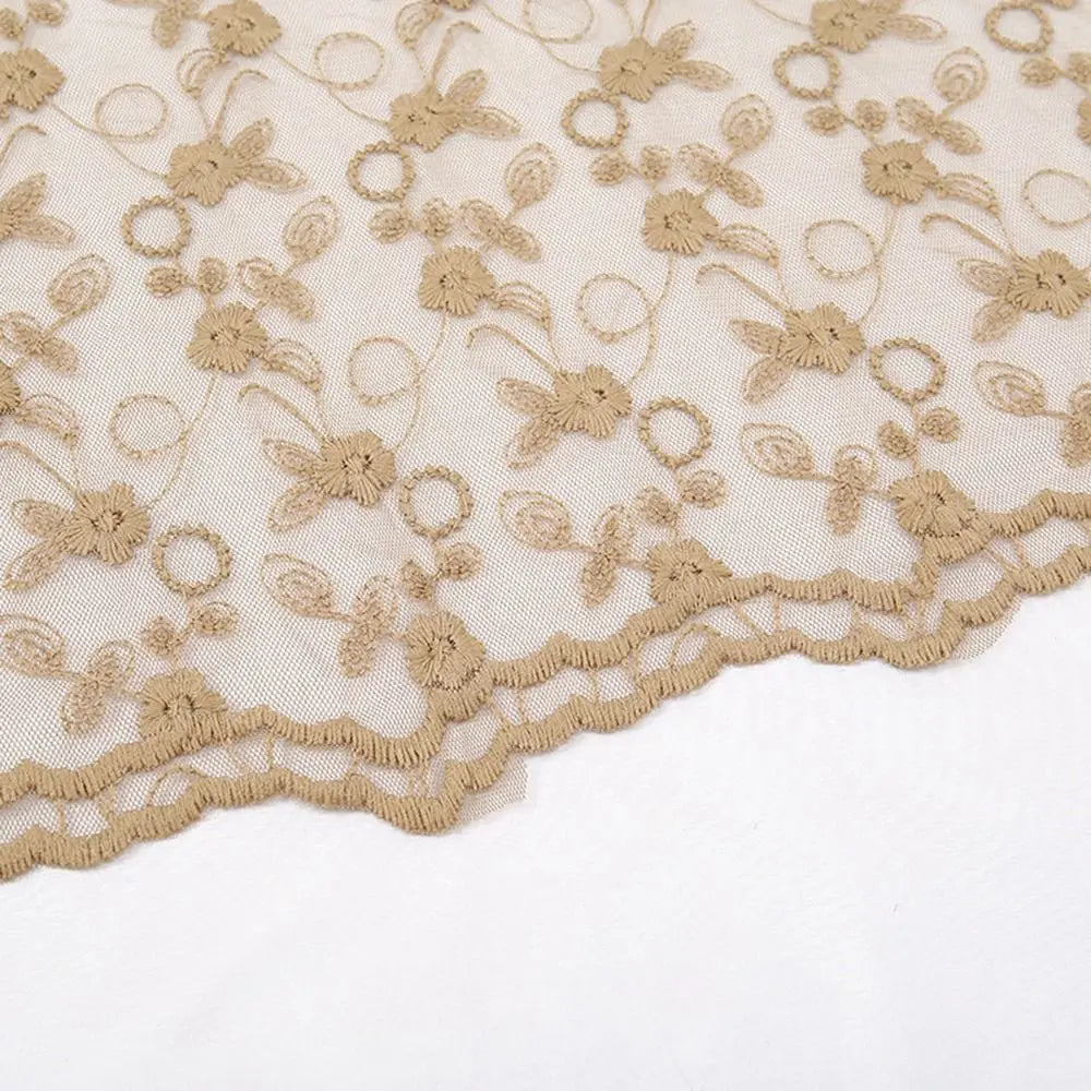 Casual Lace Flower Hair Scarf Headband Vintage Thin Bandanas for Women Chic Style Cute Triangle Head Scarf Pastoral Zpaxo