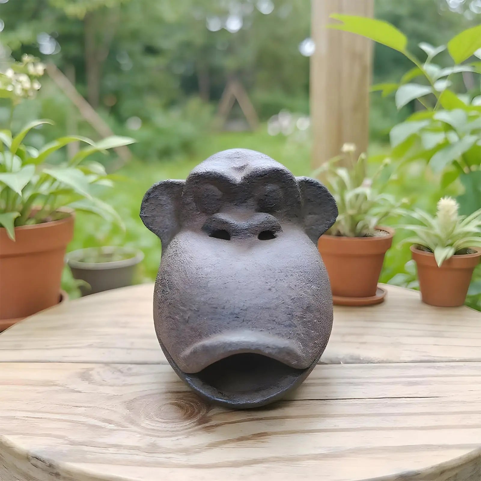 Outdoor Ashtrays Patio Waterproof Iron Monkey Outside Ashtray Lid