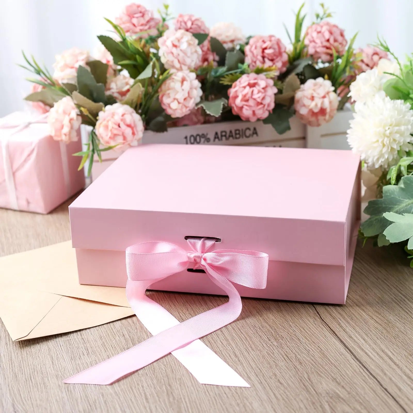Pink Magnetic Gift Box – Luxury Foldable Wrapping Box