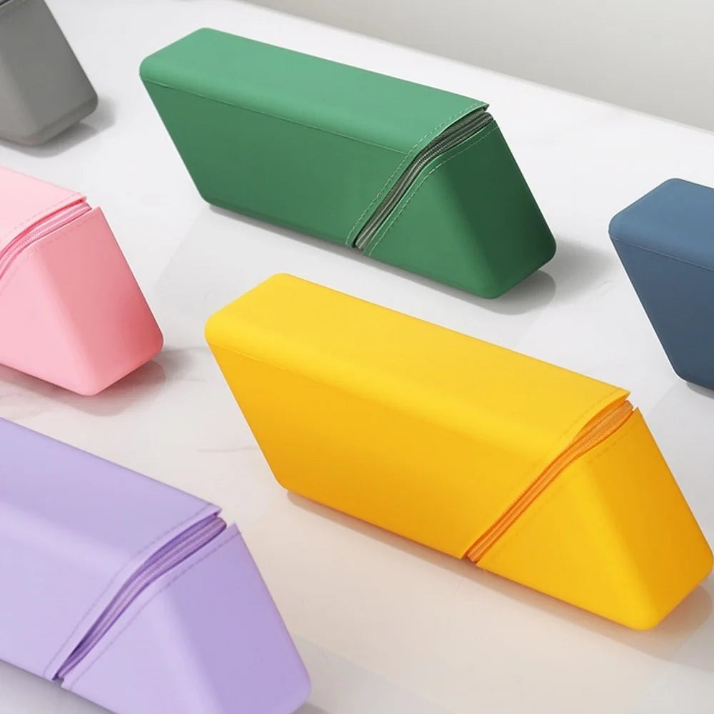 Stylish Silicone Pen Holder-Foldable Desktop Organizer for Office & Study,Multi-Purpose Stationery Cup,Perfect Gift for Students Zpaxo