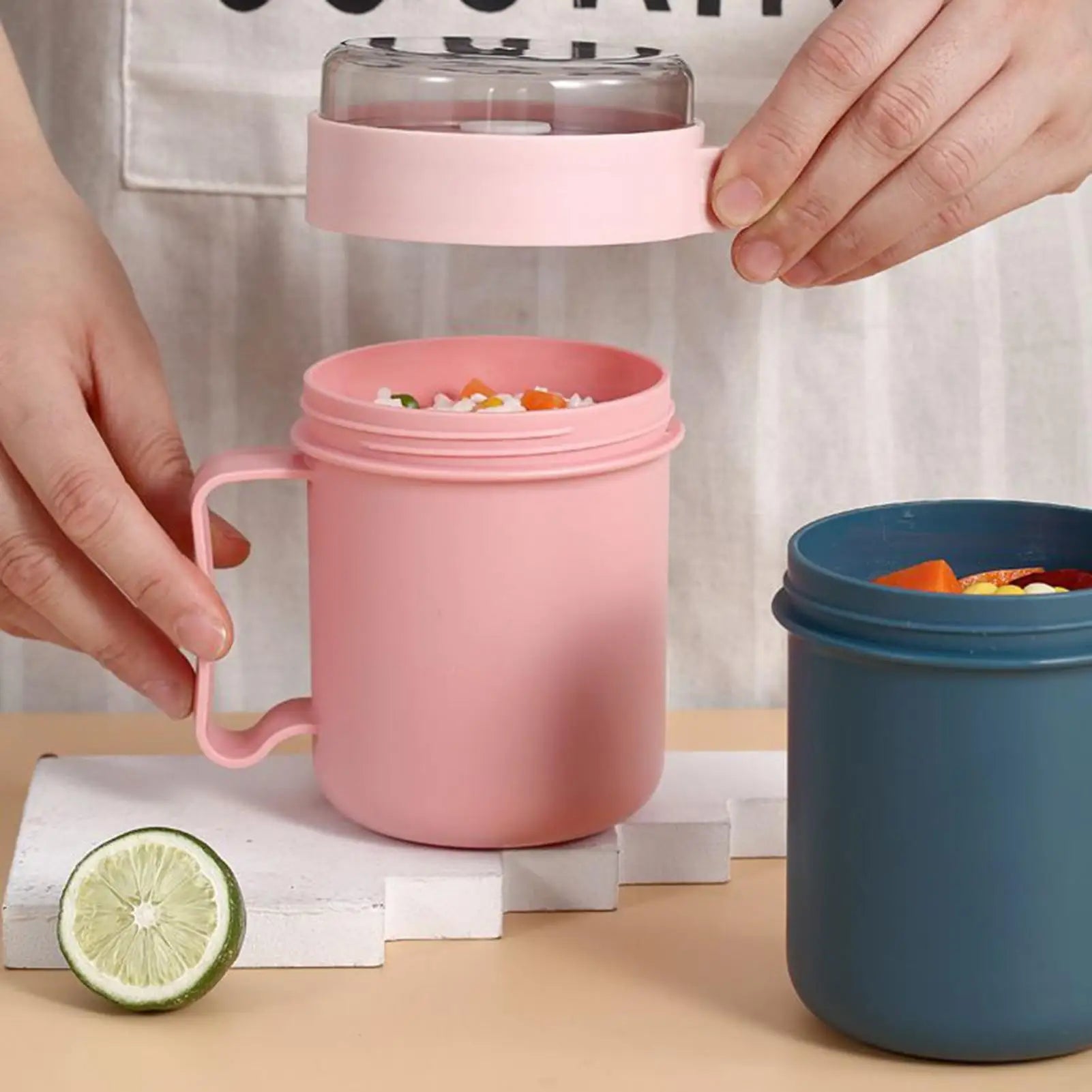 500ml Portable Breakfast Cup with Lid & Spoon – Leakproof Portable Meal Cup Zpaxo