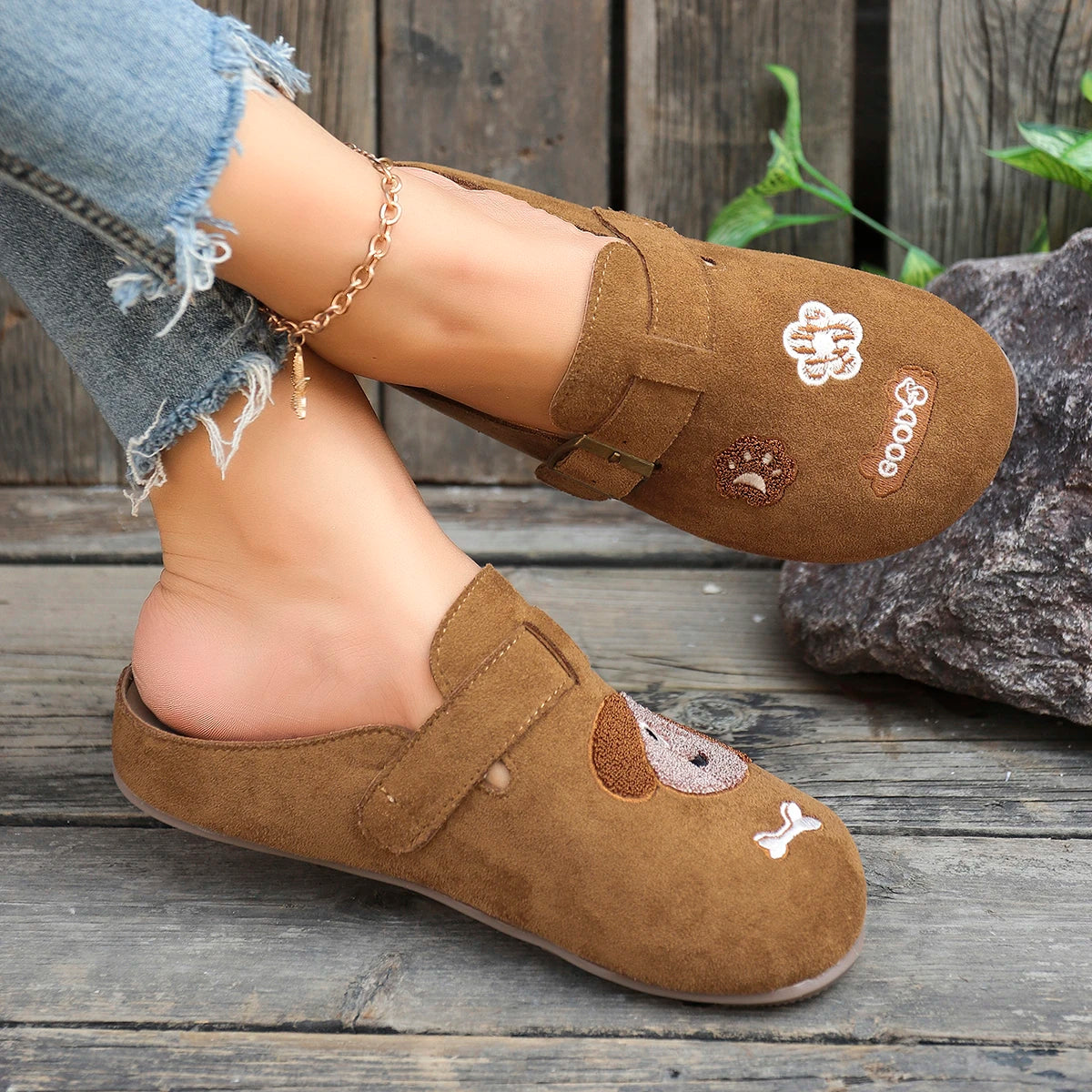 Summer Women Slippers Fashion Sandals 2025 Thick Bottom Shoes Cartoon Zpaxo