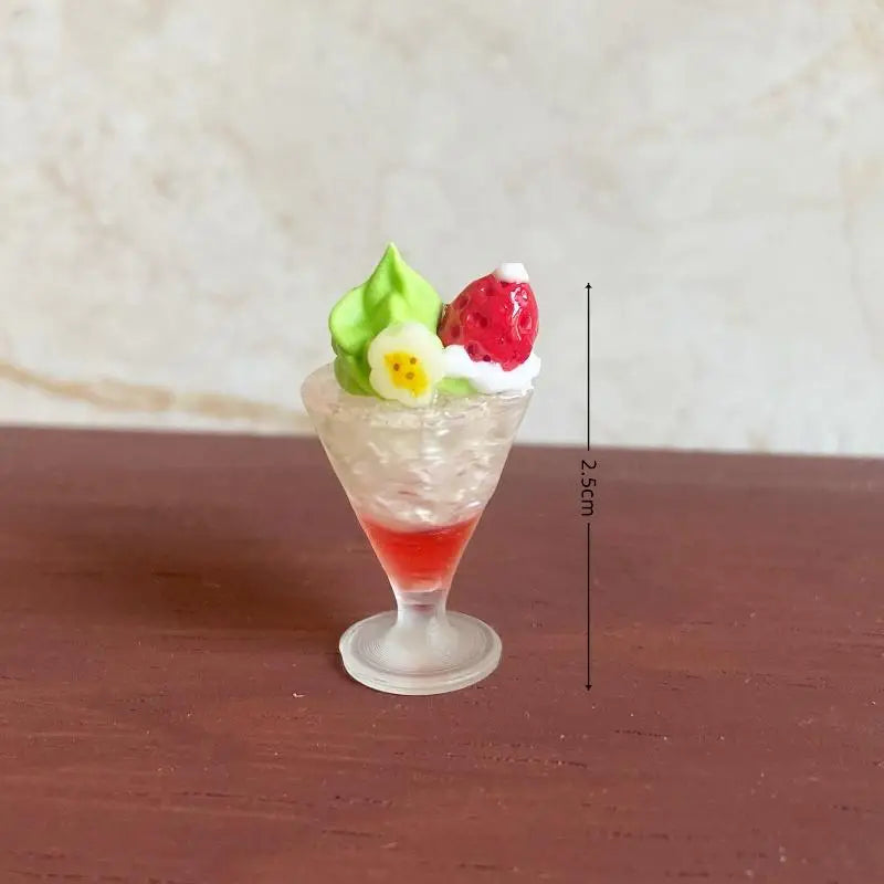 ▶1/5Pcs Miniature Dollhouse Cream Cake Dessert Christmas Strawberry Ice Cream Cup Pretend Play Kitchen For Kids Toy Accessories Zpaxo A1