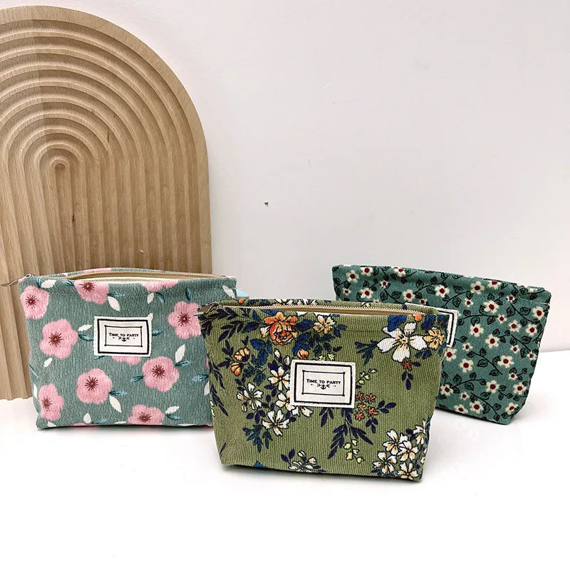 Women Flower Printed Corduroy Small Zipper Makeup Bag, Cosmetics Travel Storage Box, Portable Carry on Toiletry Bag, Makeup Bag Zpaxo