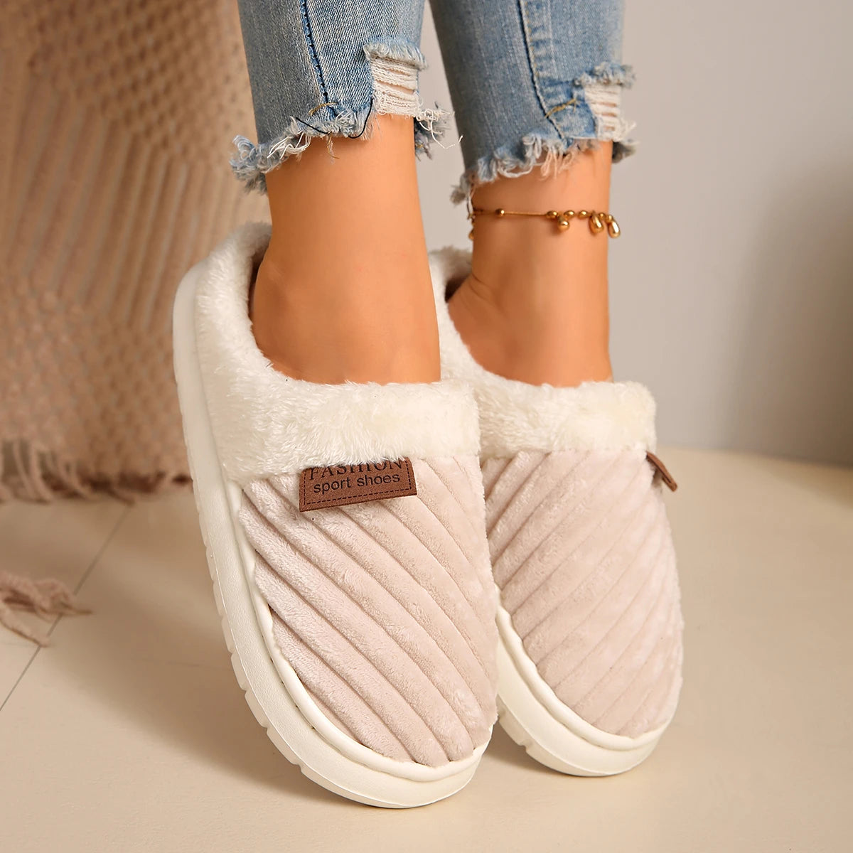 2025 Women Slippers Winter Home Casual Cotton Shoes Women Unisex Concise Flat Plush Slippers Non-slip Warm Fluffy Slides Women Zpaxo