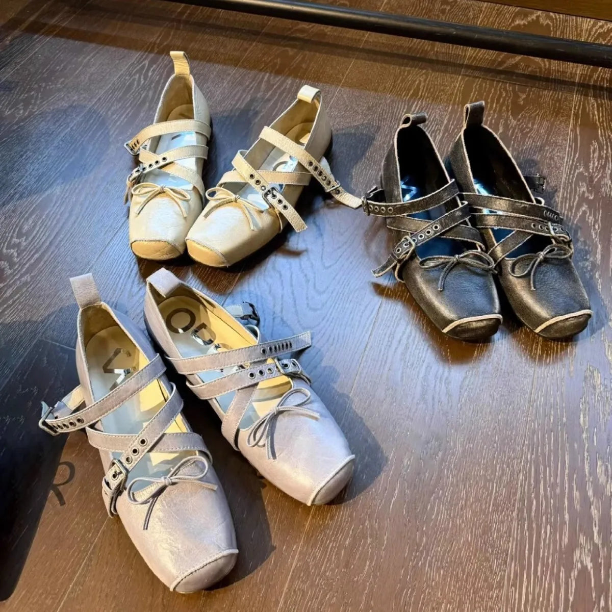 Flat Shoes for Women in Spring and Autumn 2025 New French Bow with Pig Nose Mary Jane Shoes Retro Ballet Shoes Ladies Zpaxo