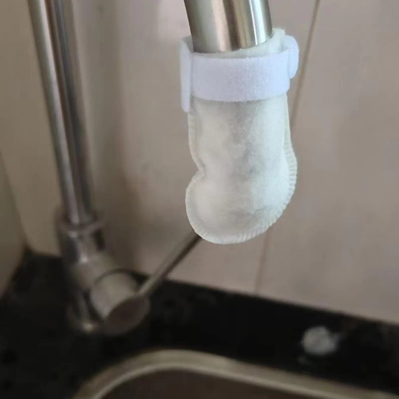 50Pcs Universal Faucet Filter Cotton Anti-splash Thickened Faucet Filter with T-strap Tap Water Filter Bag for Kitchen Sink Zpaxo