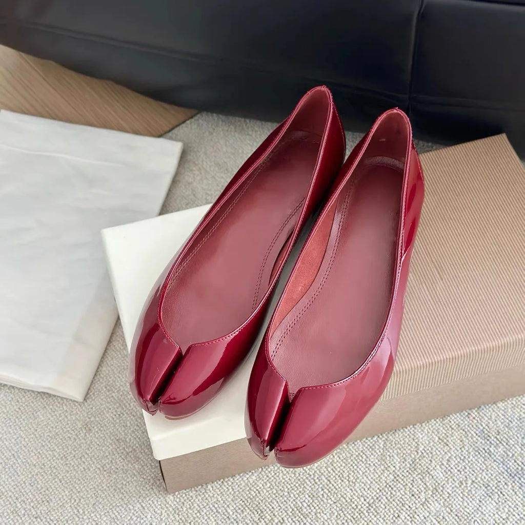 Retro Flat Shoes for Women Spring Autumn Split Toe Women 2025 New Tabi Shoes Shallow Increased Height Ballet Single Shoes Zpaxo