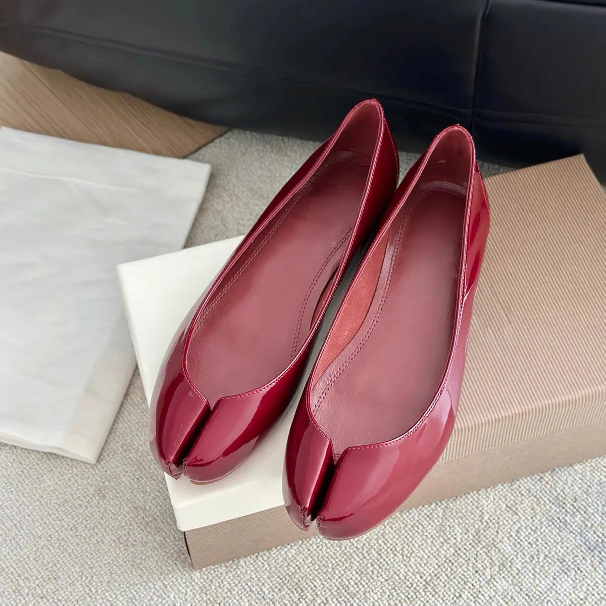 Retro Flat Shoes for Women Spring Autumn Split Toe Women 2025 New Tabi Shoes Shallow Increased Height Ballet Single Shoes Zpaxo