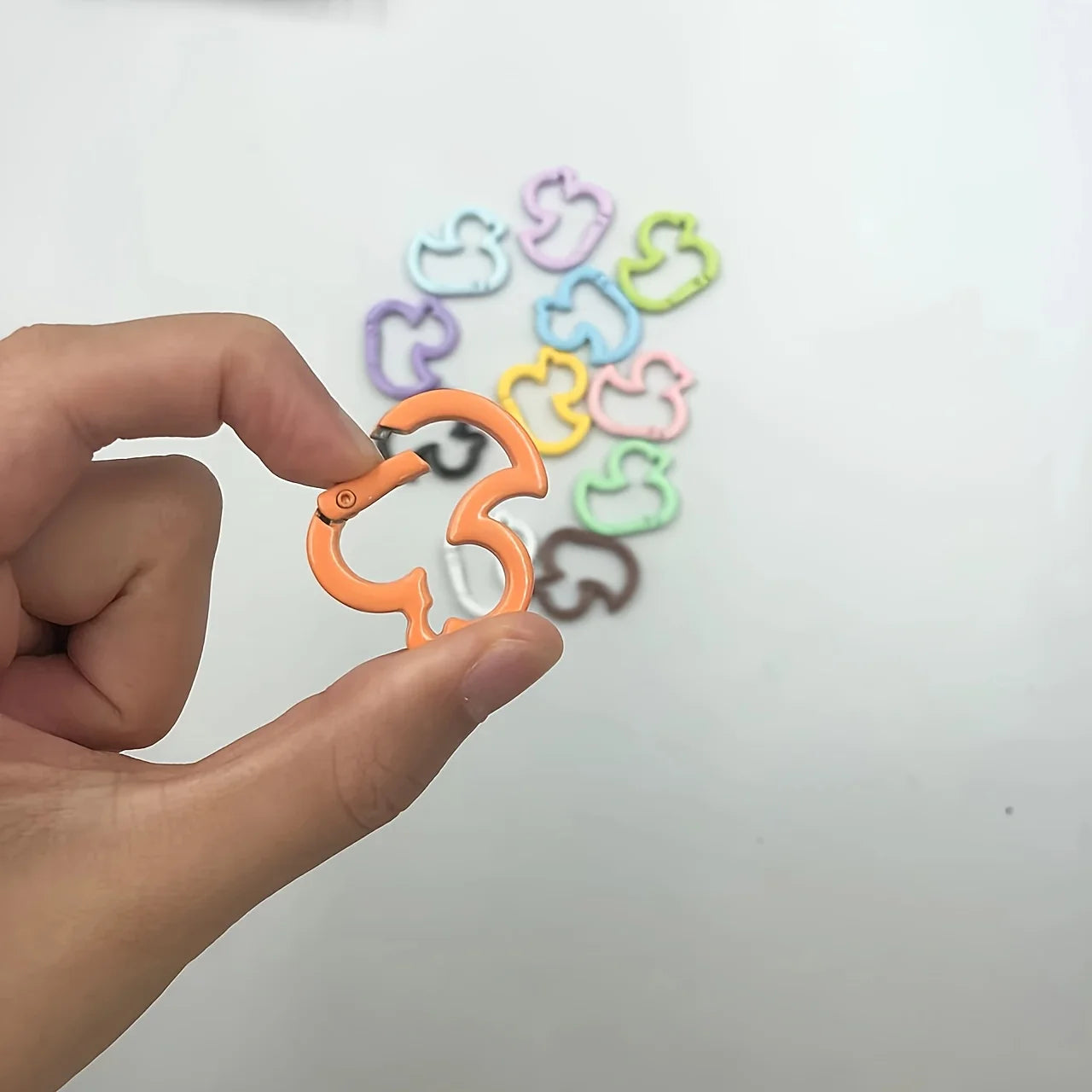 6PCS/12PCS Colorful Duck Outdoor Keychain, Cute Duck Shape Aluminium Alloy Spring Clip Zpaxo