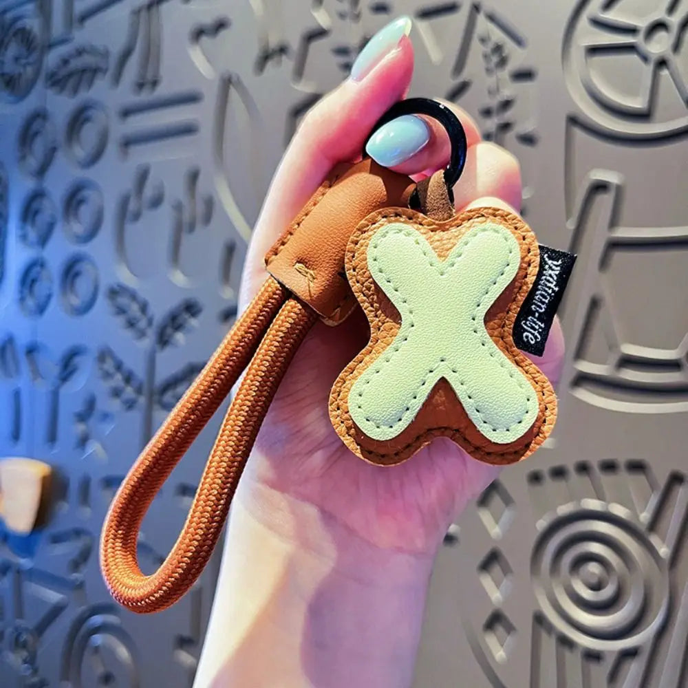 Sweet 26 Letter Keychain Bag Hanging Charms PU Leather Alphabet Key Holder Car Keyring Ornaments Lucky Letter Pendant Boy Zpaxo