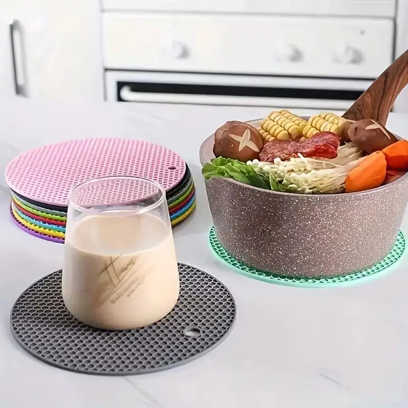4pcs Round Heat-Resistant Non-Slip Trivet Set, Pot Holder & Cup Coaster for Kitchen Table Zpaxo