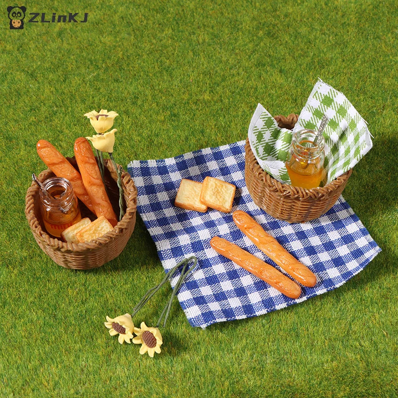 ▶1Set 1:12 Dollhouse Miniature Honey Bread Basket Fabric Picnic Basket Kitchen Model Decor Toy Doll House Accessories Zpaxo