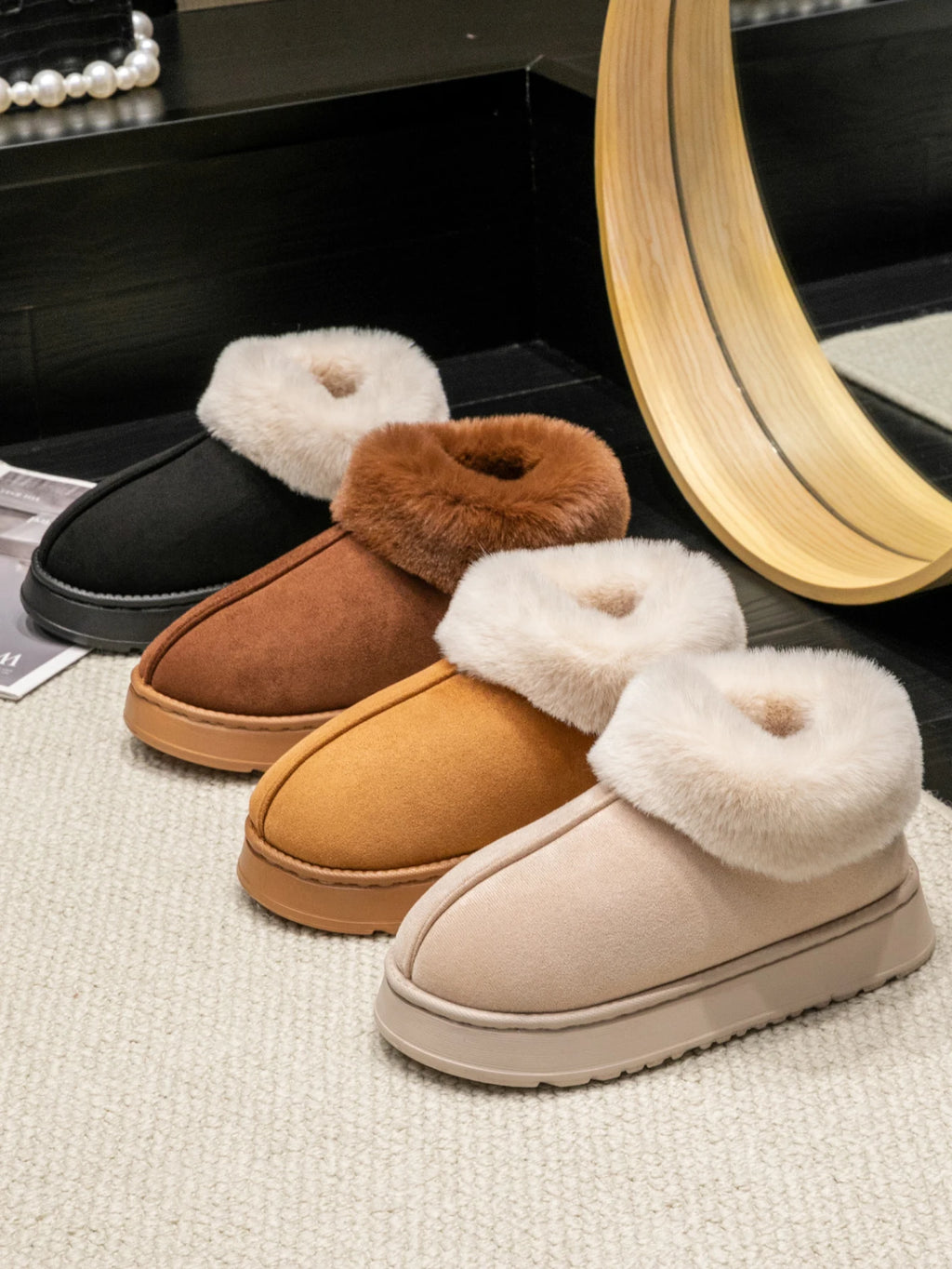 2025 Women's Fashion Snow Boots Fluffy Plush Faux Fur Soft Slippers