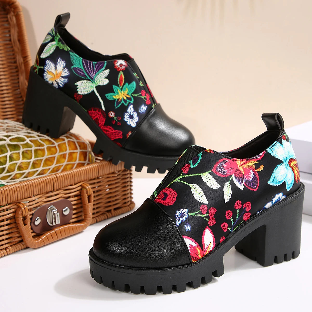 Trend Women High Heel Pumps Trend Casual Heels Female Flower Fashion Leather Women Shoes Spring Autumn 2025 New High Heels Zpaxo Black and red flower 36