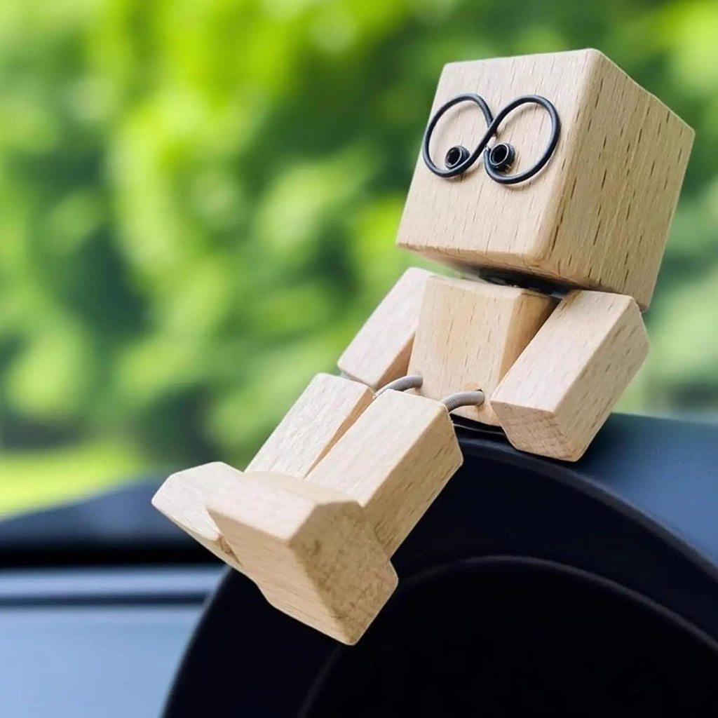 Shaking Wooden Man Figurine Funny Bobblehead Car Dashboard Decoration