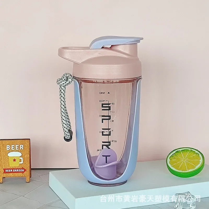 Hot Sale 590ML Protein Powder Milk Shake Cup Sports Shake Cup Office Girl Portable Handheld Water Cup with Lifting Rope Zpaxo 03