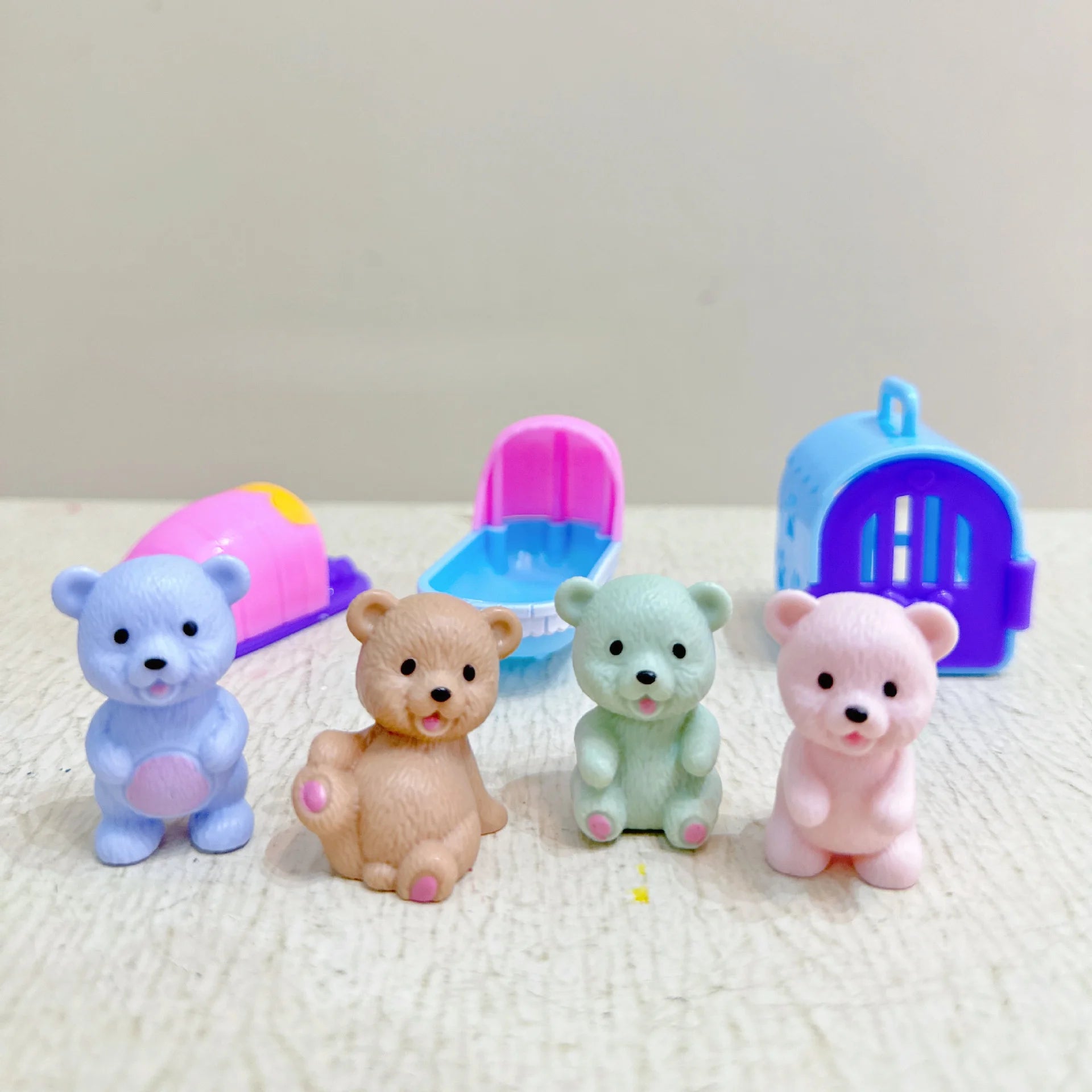 Children's Play House Toys Teddy Bears Pet Bathrooms Scene Little