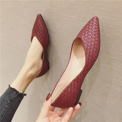 Large Size Shoes for Women Flats 2023 Spring Autumn New Woven Women's Shoes Black Shallow Mouth Pointed Shoes Ladies Zpaxo Red 32