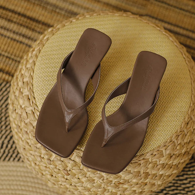 Summer New Soft Leather Square Toe Cat with Flip-flops Women Fashion Thin Belt Thin Heel Soft Sole Flip-flops Zpaxo