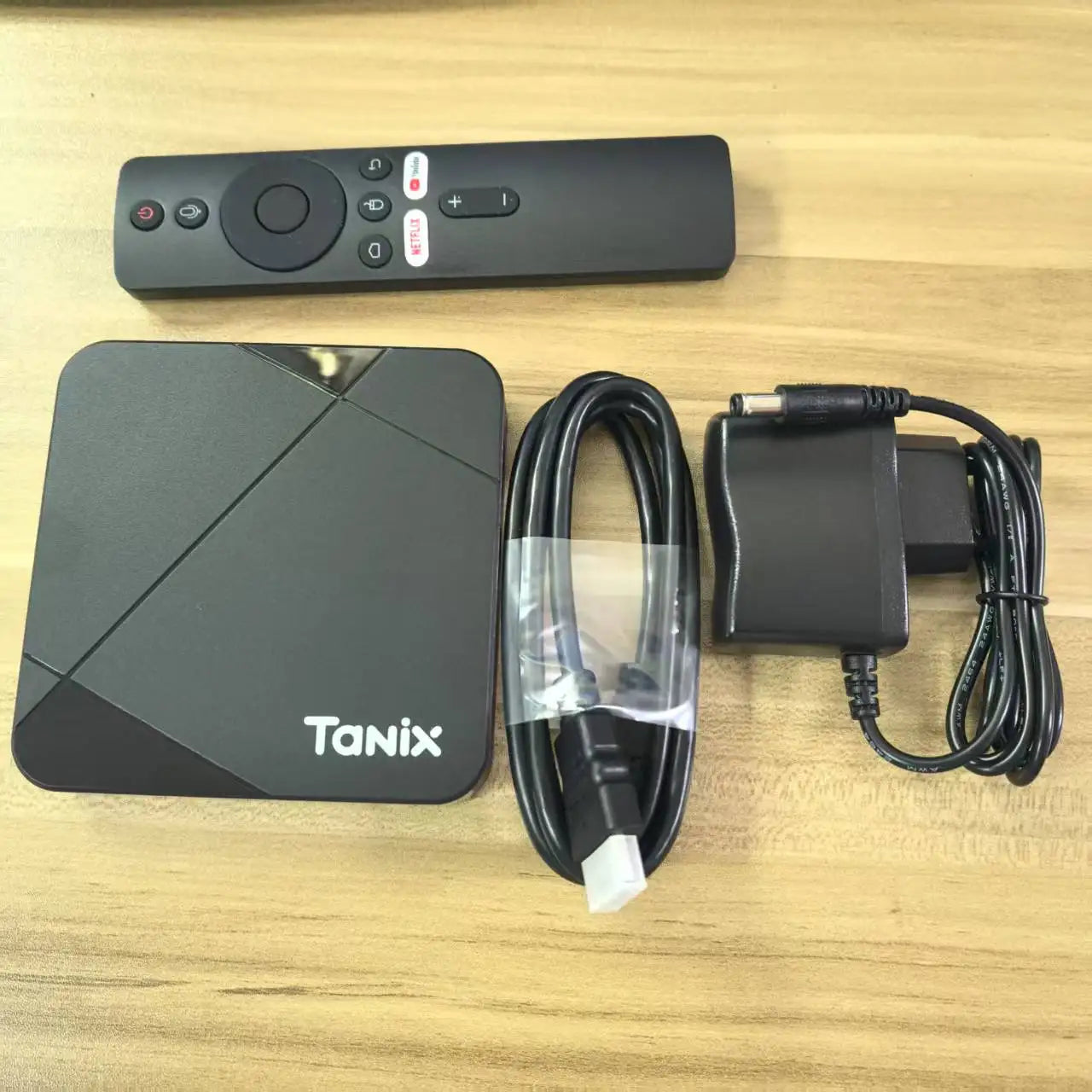 Tanix TX5 Android14 TV Box Amlogic S905Y5 Quad Core 16 32 64GB AV1 BT Zpaxo