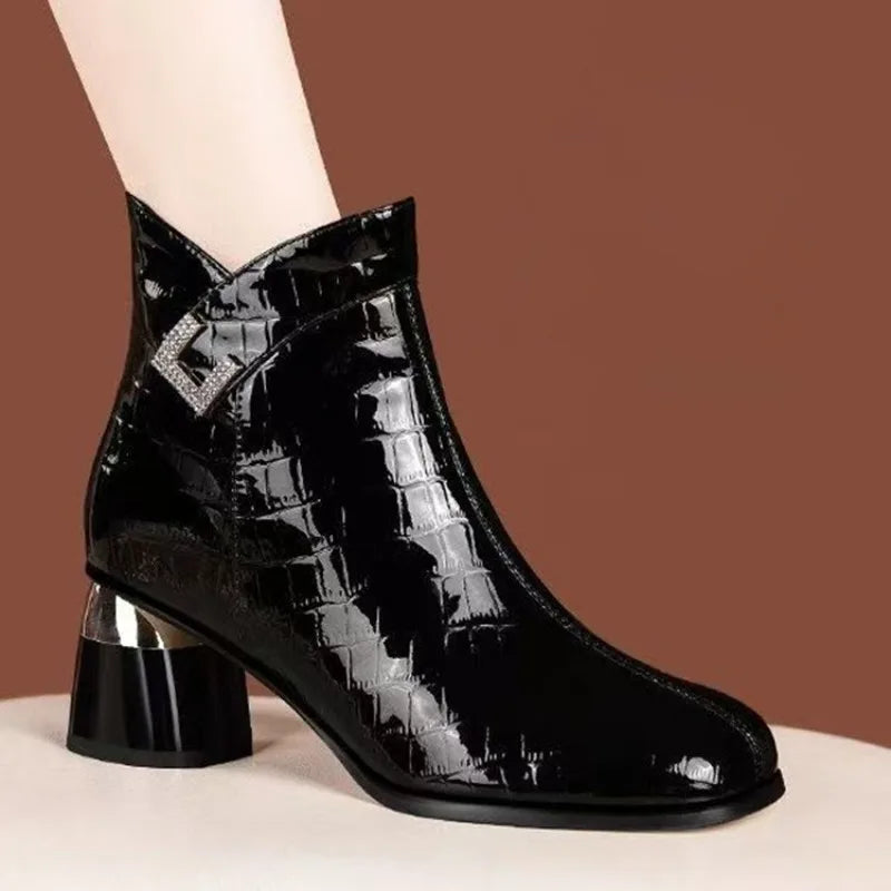 Trend Women Ankle Boots 2025 New Fashion Autumn Female Shoes Retro Belt Buckle Work Shoes Thick Heels Platform Short Boots Women Zpaxo