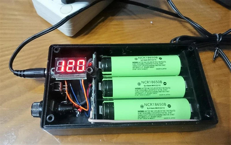 DIY ABS 18650 Battery Case 1 2 3 4 Slot 18650 Battery Holder 18650 Battery Storage Box 1X 2X 3X 4X Batteries Container Hard Pin Zpaxo
