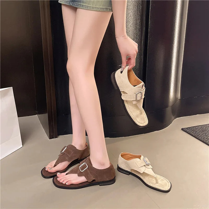New Fashionable and Versatile Style Square Head Metal Buckle Flat Heel Roman Sandals Women's Word Clamp Foot Sandals Zpaxo