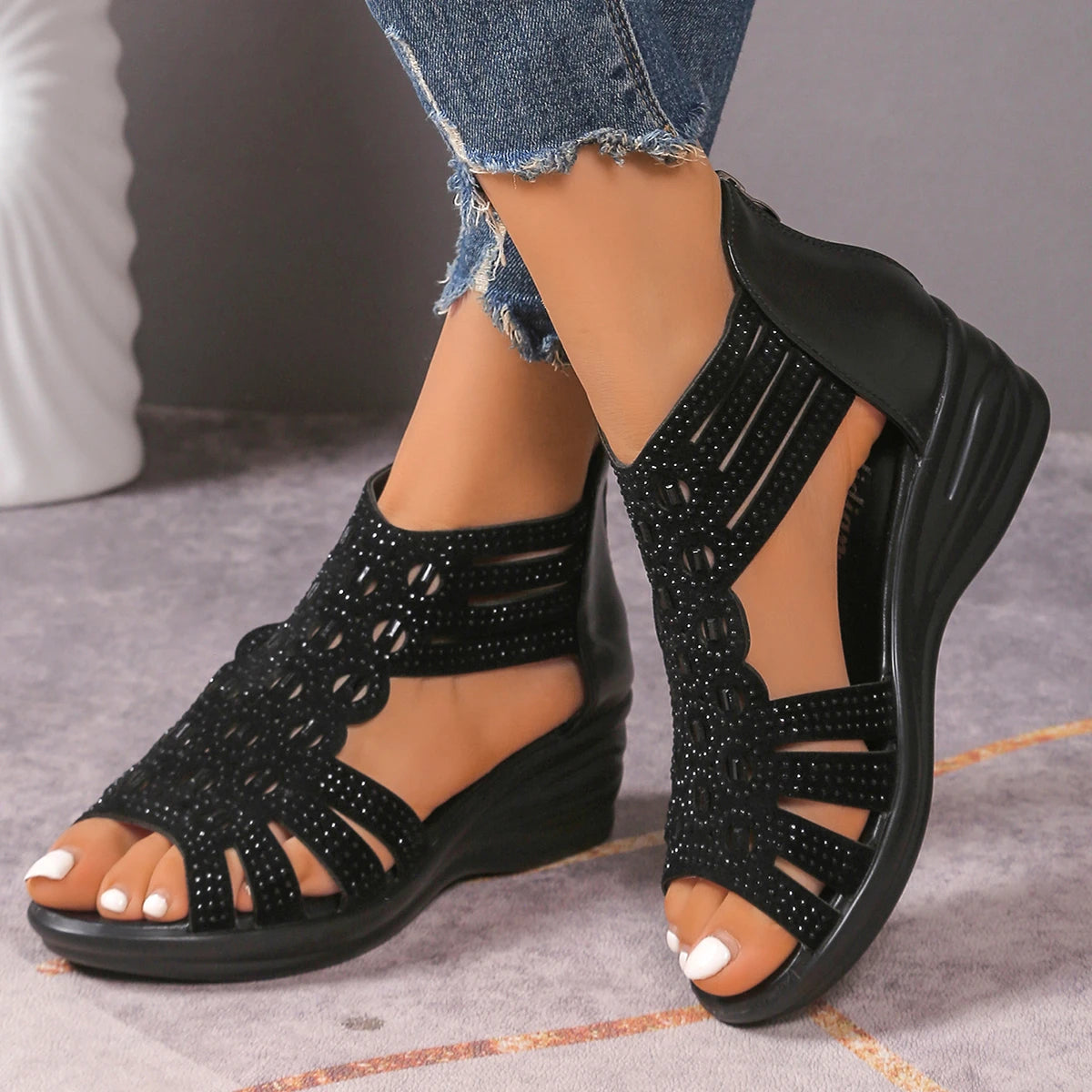 Women Sandals Soft Leather Roman Sandals Women 2025 New Soft Sole Outwear Women Wedge Shoes Fashion Casual Designer Shoe Ladies Zpaxo